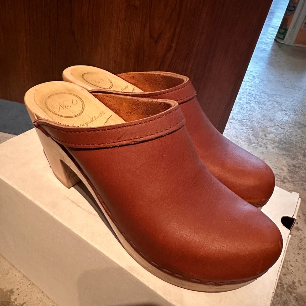 No.6 Store Clogs - size 37 fits like 6-6.5